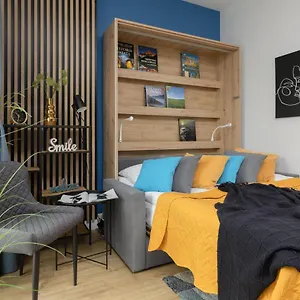 Business Kasprzaka With Parking By Renters Варшава