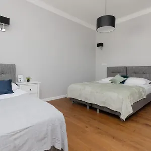  Aparthotel Center Chmielna By Renters