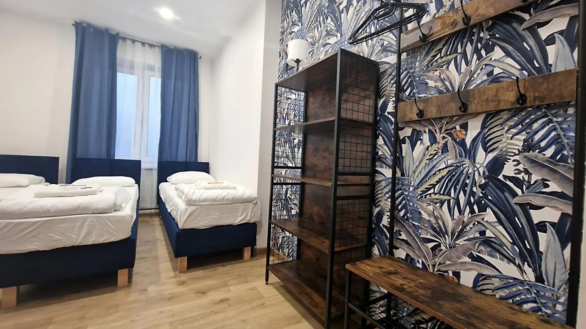 Apart Hostel Helvetia B&B Warsaw