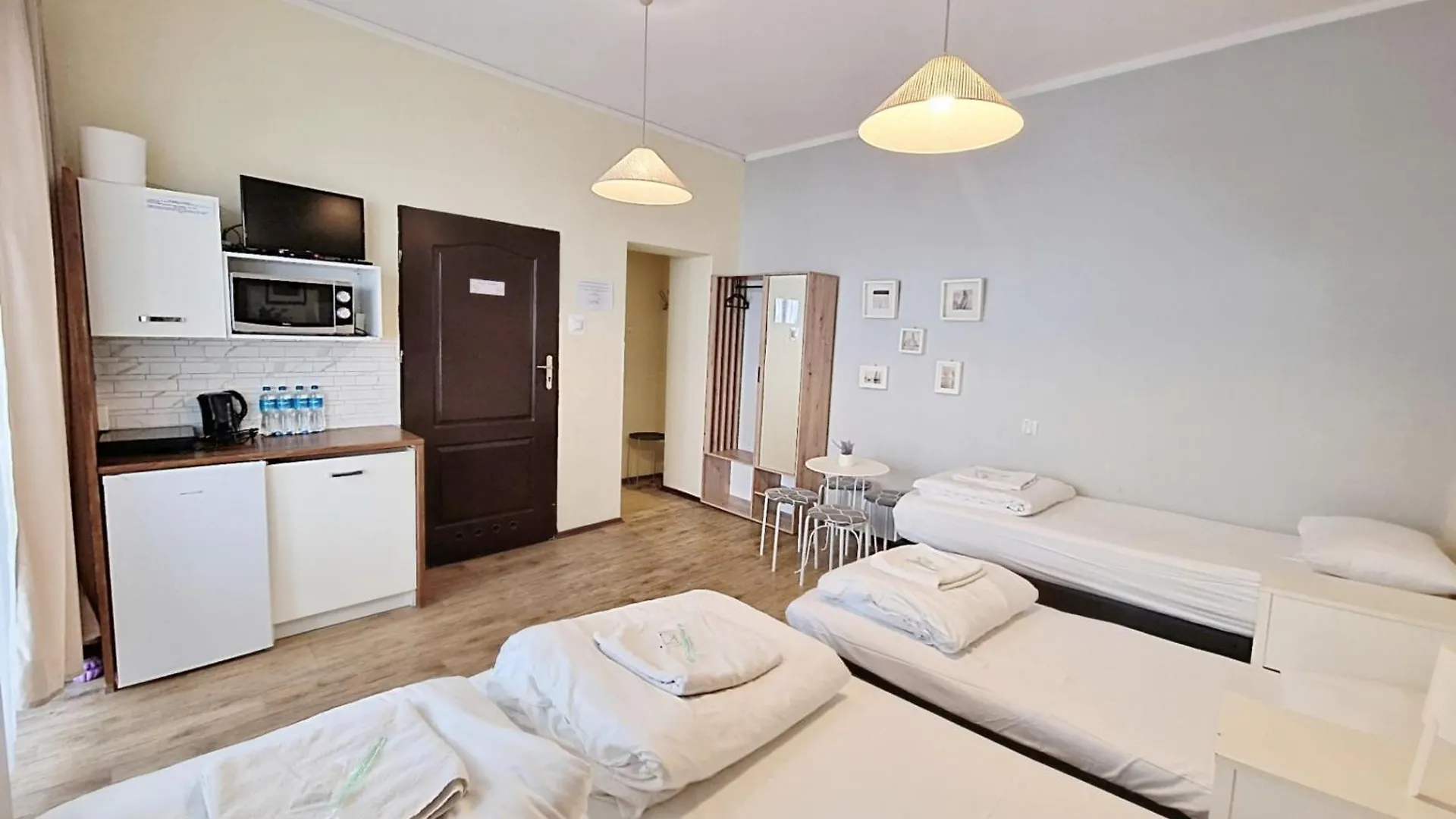 Apart Hostel Helvetia B&B Warsaw Poland